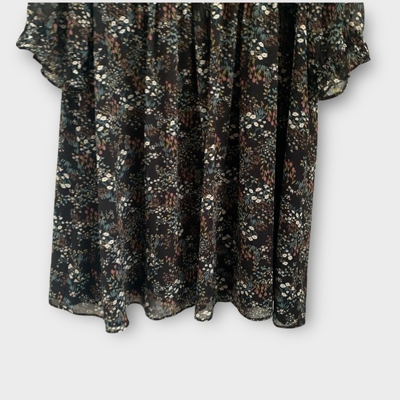 Reitmans Black Floral Pintuck Short Sleeve Dress - Picture 2 of 8